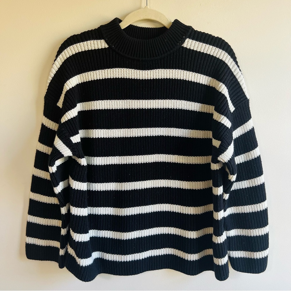 H&M Women’s Striped Black and White Oversized Sweater